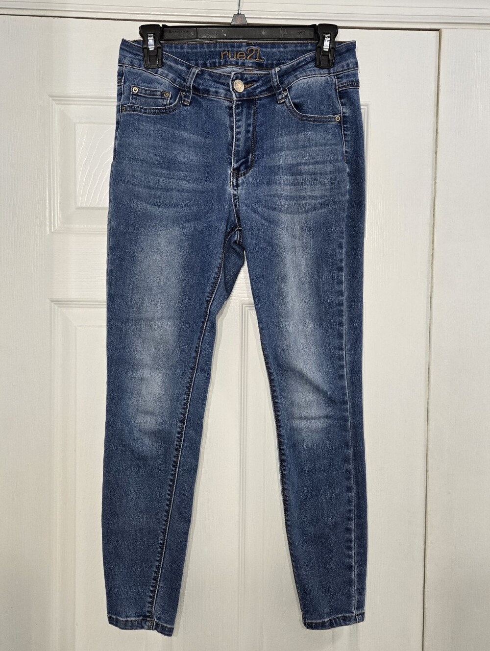 Rue 21 "Jeggings" Jeans Size 8 Short